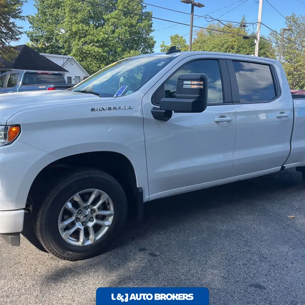 2024 Chevrolet Silverado 1500 RST
