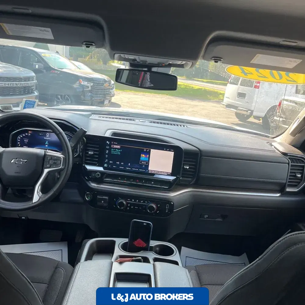 2024 Chevrolet Silverado 1500 RST