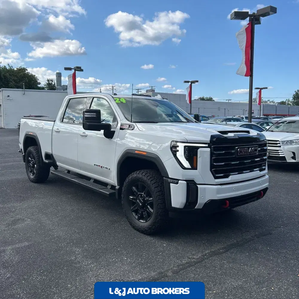 2024 GMC Sierra 2500 AT4