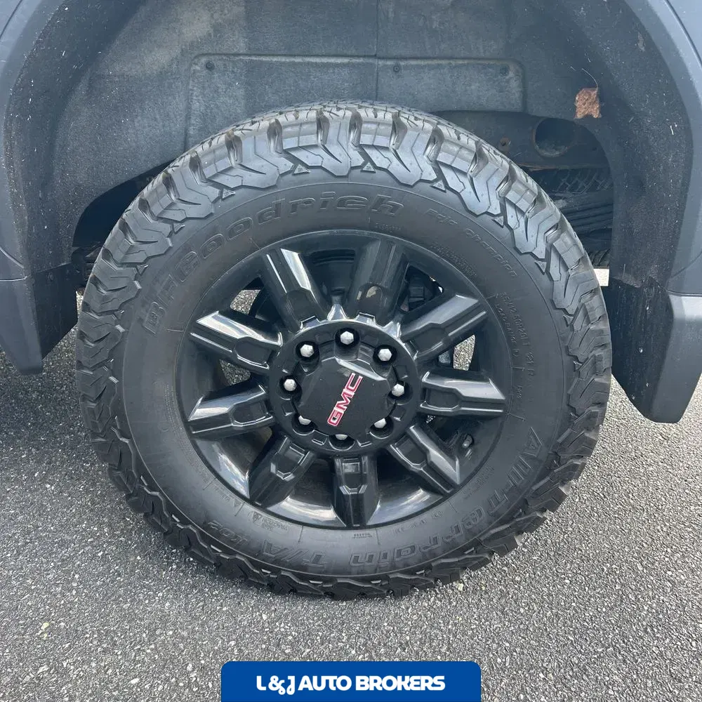 2024 GMC Sierra 2500 AT4