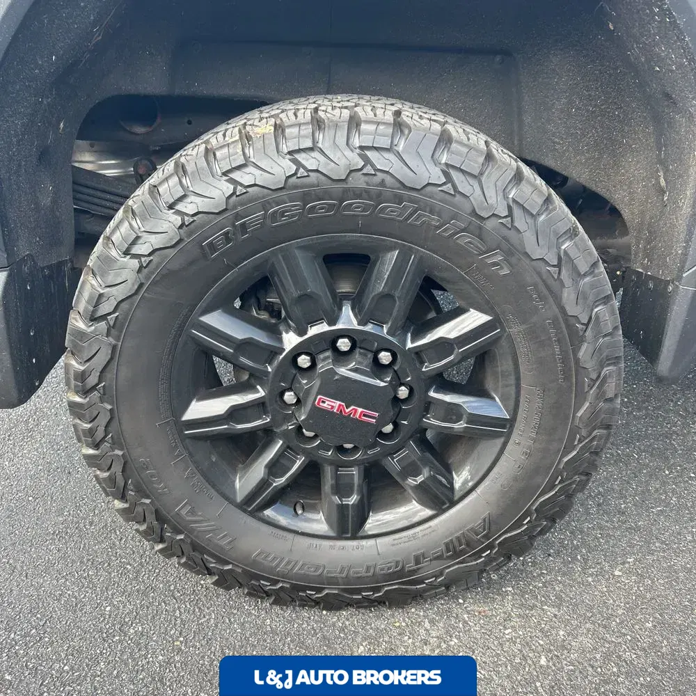2024 GMC Sierra 2500 AT4