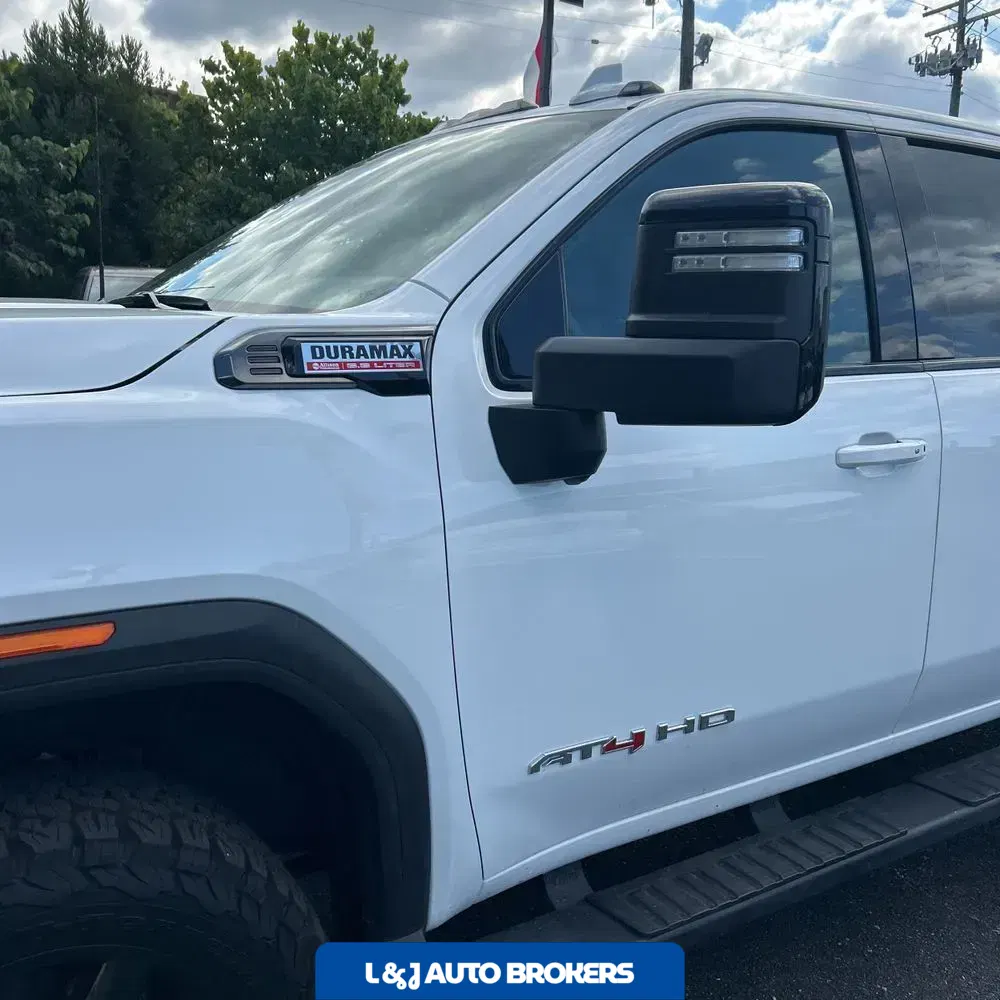 2024 GMC Sierra 2500 AT4