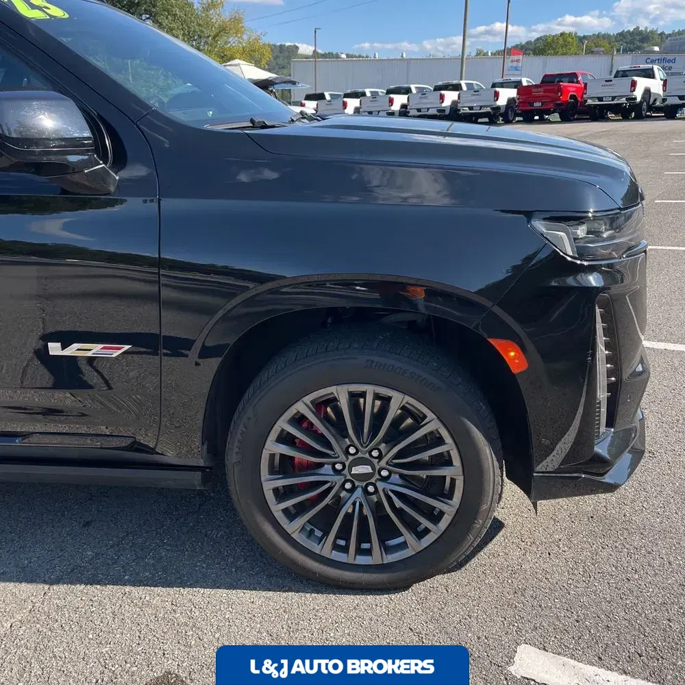 2023 Cadillac Escalade-V Base