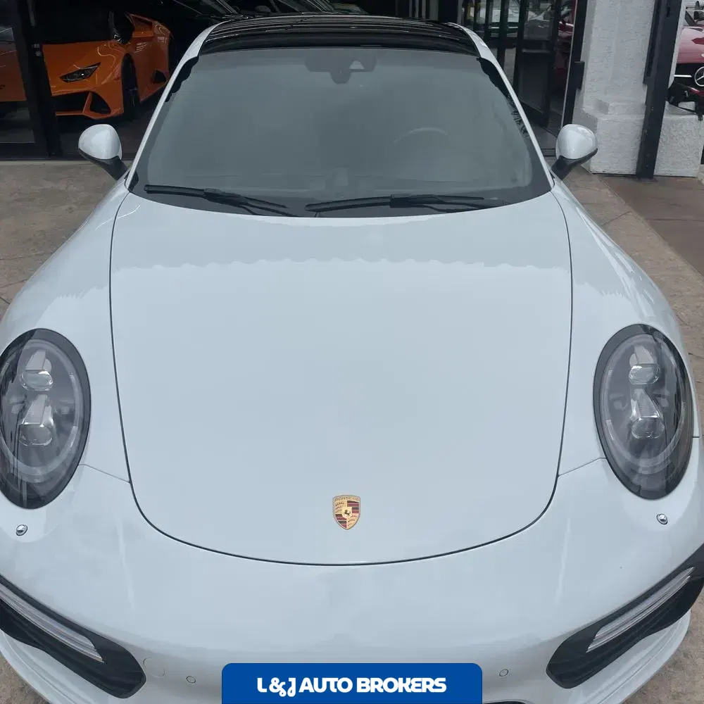 2017 Porsche 911 Carrera 4 Turbo S