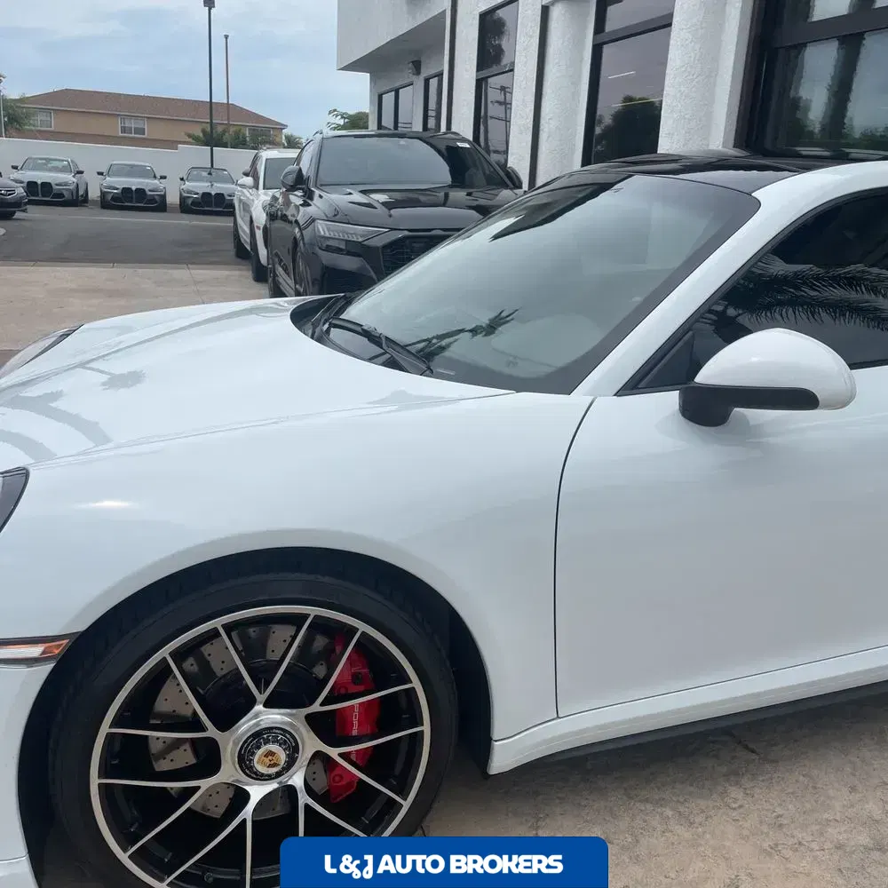 2017 Porsche 911 Carrera 4 Turbo S