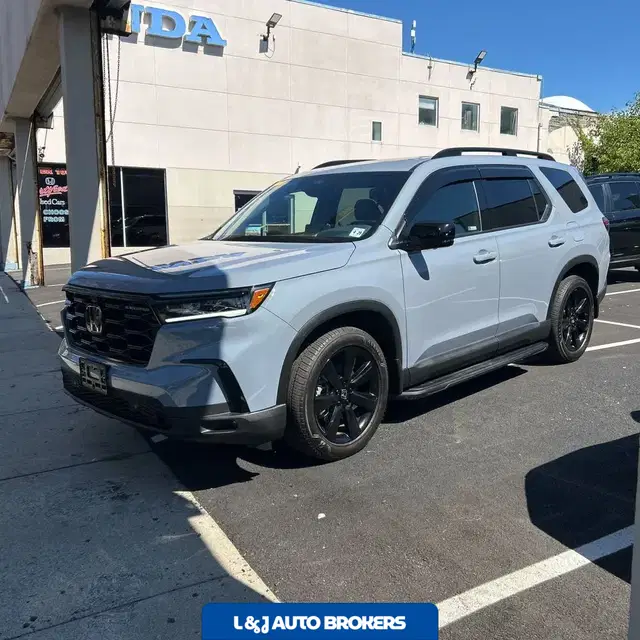 2025 Honda Pilot Black Edition