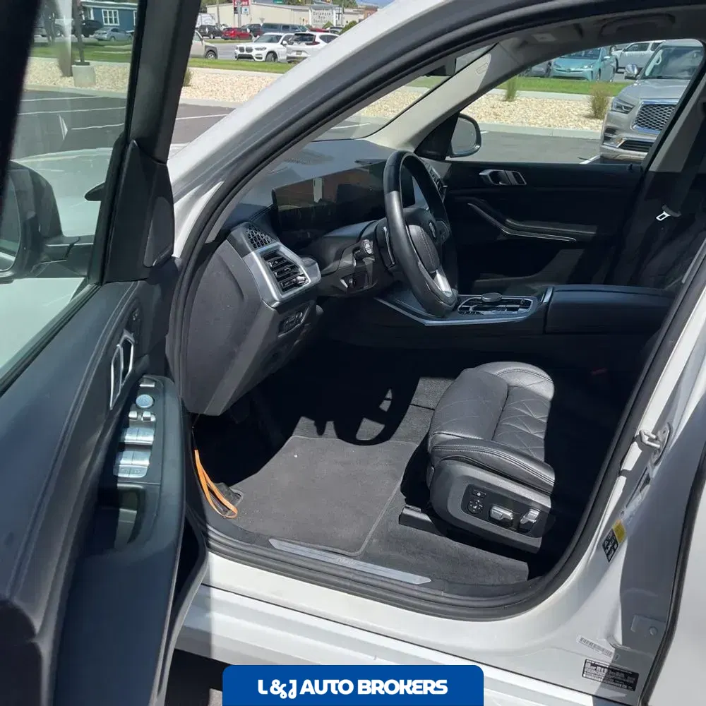 2023 BMW X7 XDrive40i