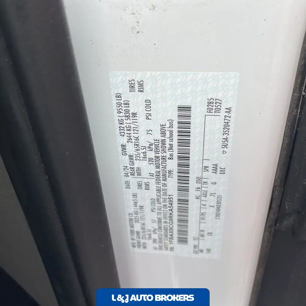 2024 Ford Transit 350 XLT