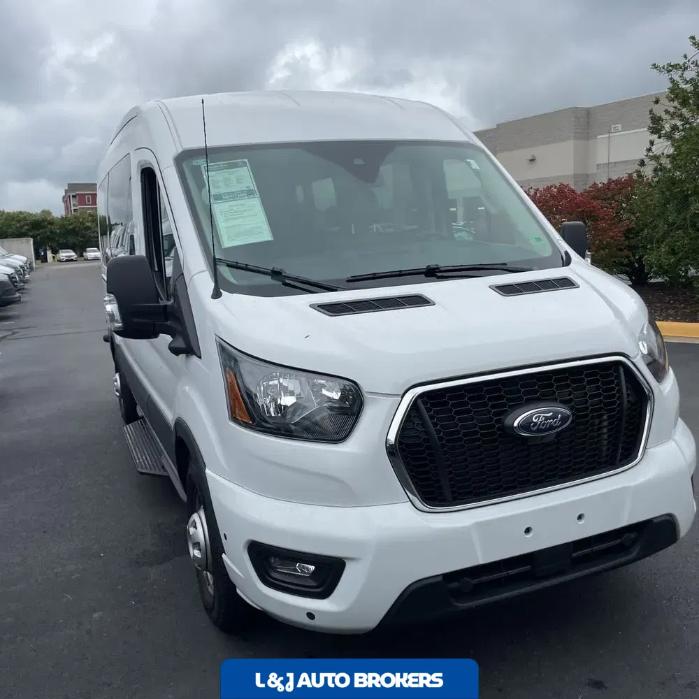 2024 Ford Transit 350 XLT