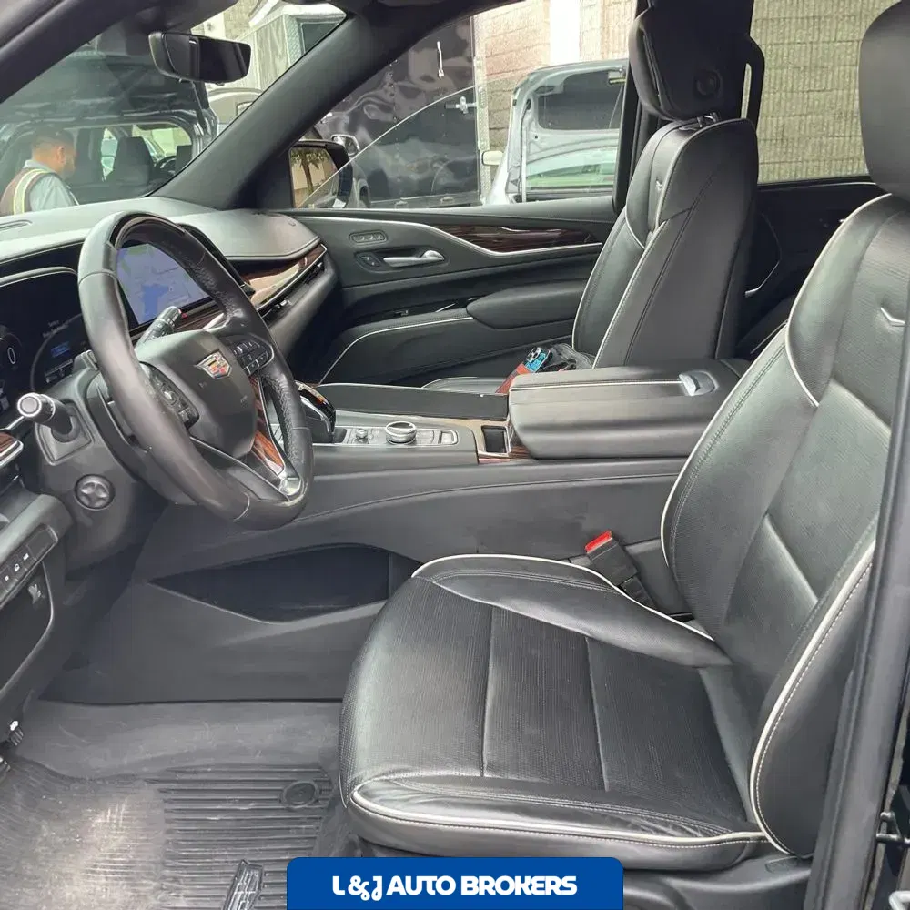 2022 Cadillac Escalade ESV Premium Luxury