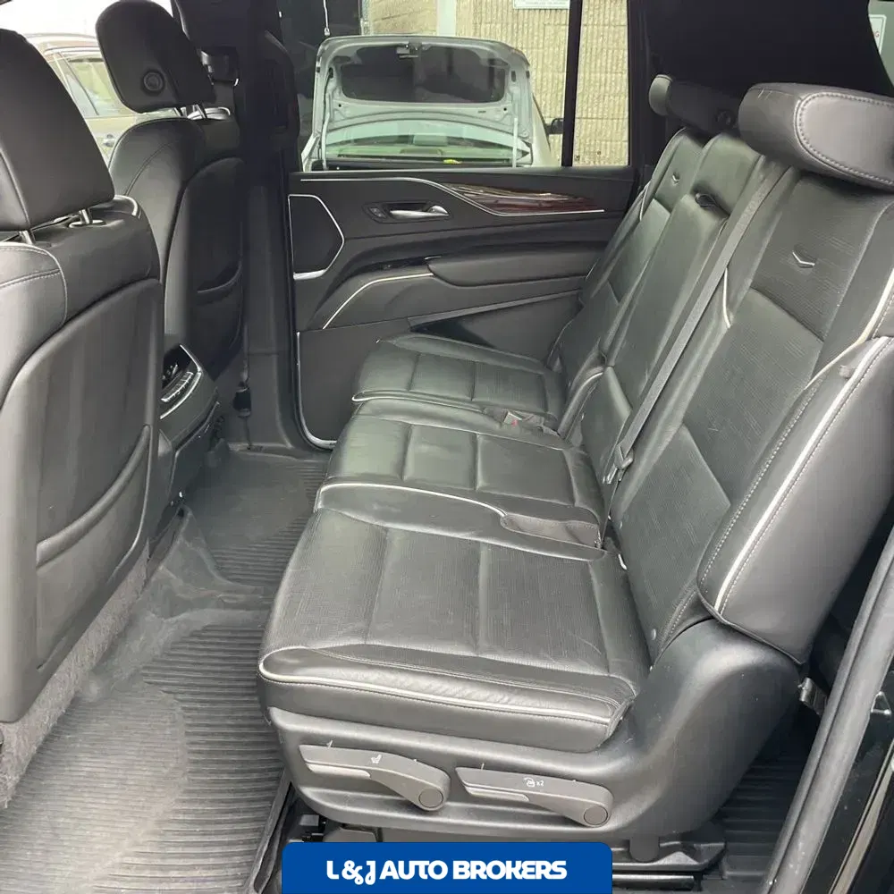 2022 Cadillac Escalade ESV Premium Luxury