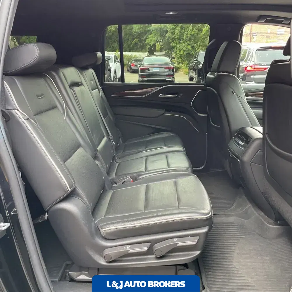 2022 Cadillac Escalade ESV Premium Luxury