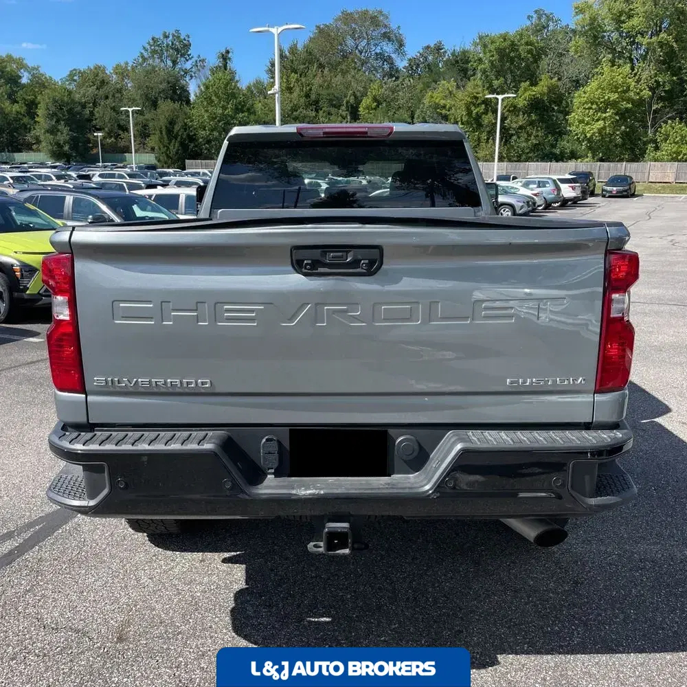 2024 Chevrolet Silverado 2500HD Custom