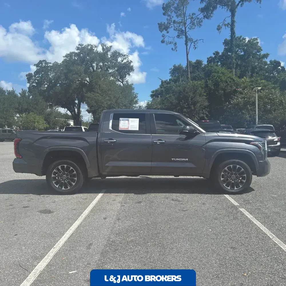 2024 Toyota Tundra Limited HV