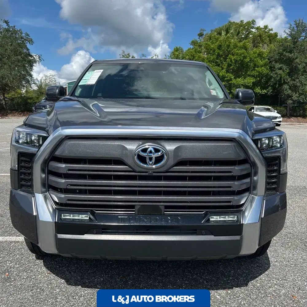 2024 Toyota Tundra Limited HV
