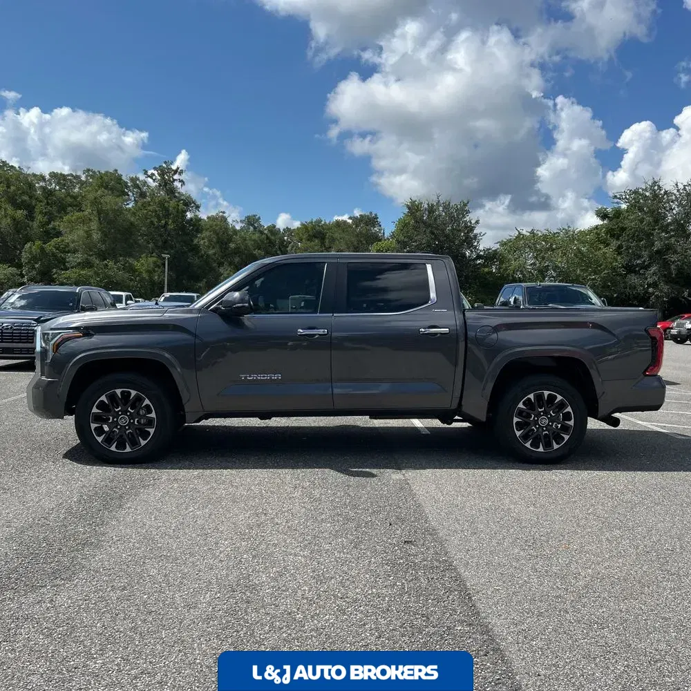 2024 Toyota Tundra Limited HV