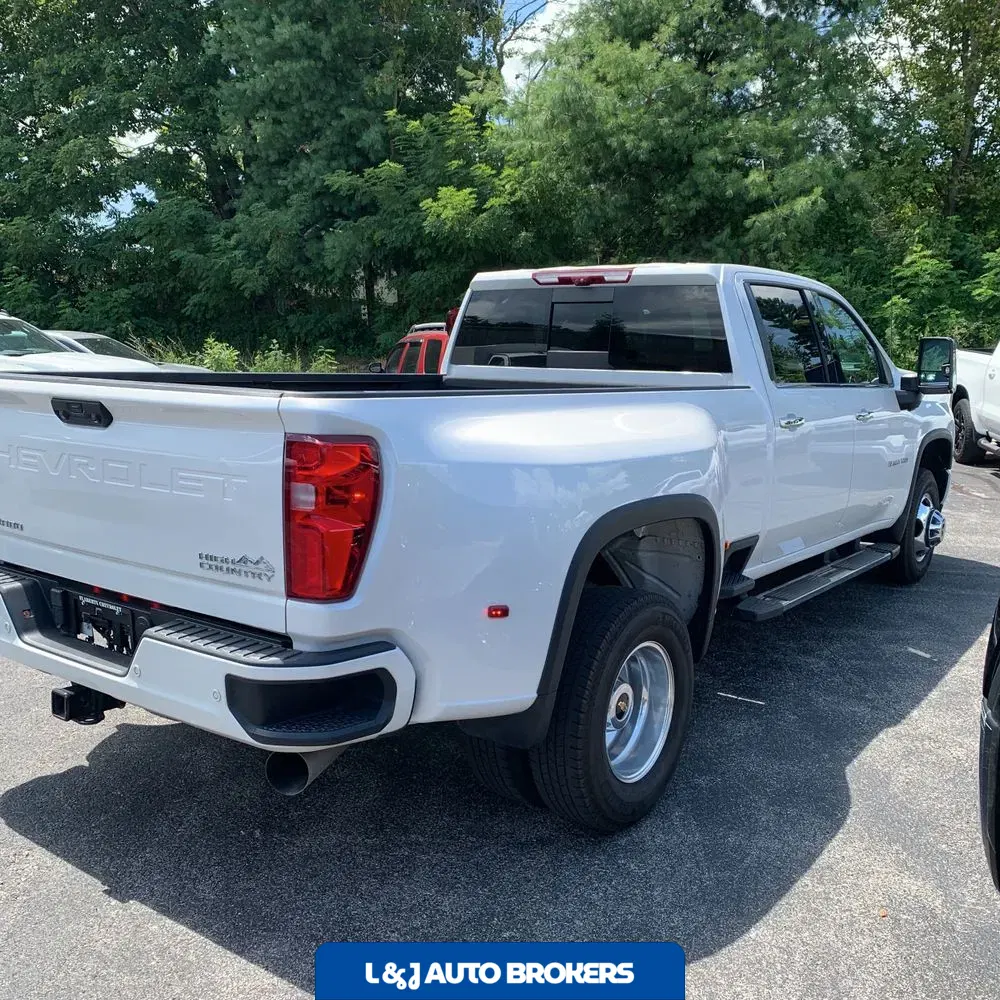2023 Chevrolet Silverado 3500HD High Country