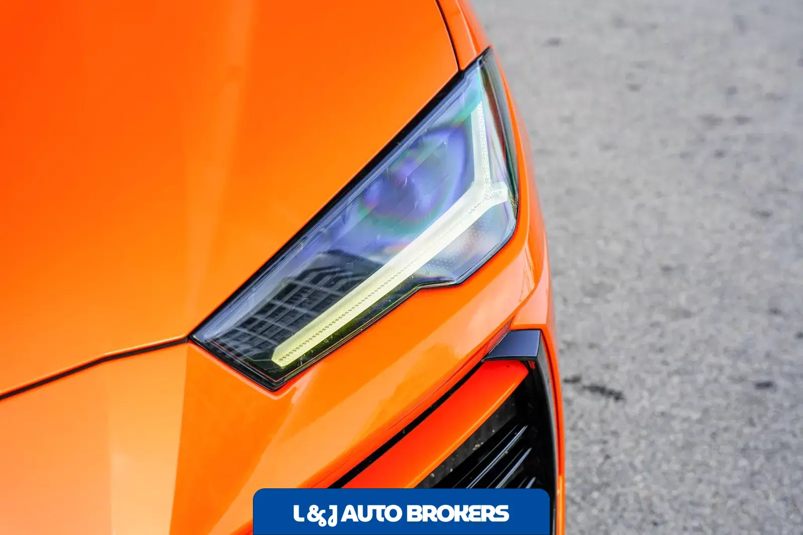 2022 Lamborghini Urus Pearl Capsule