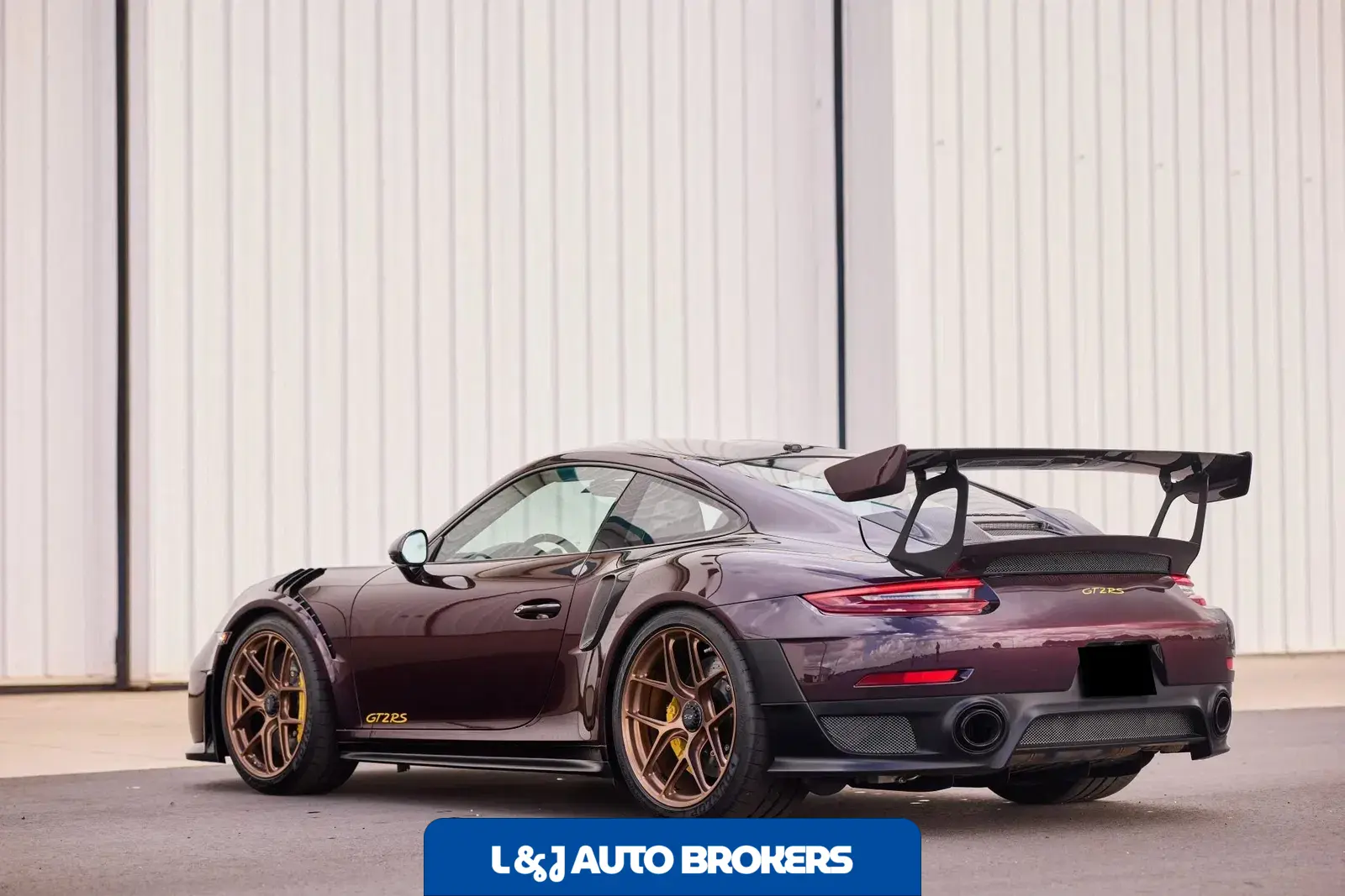 2018 Porsche 911 GT2 RS Weissach