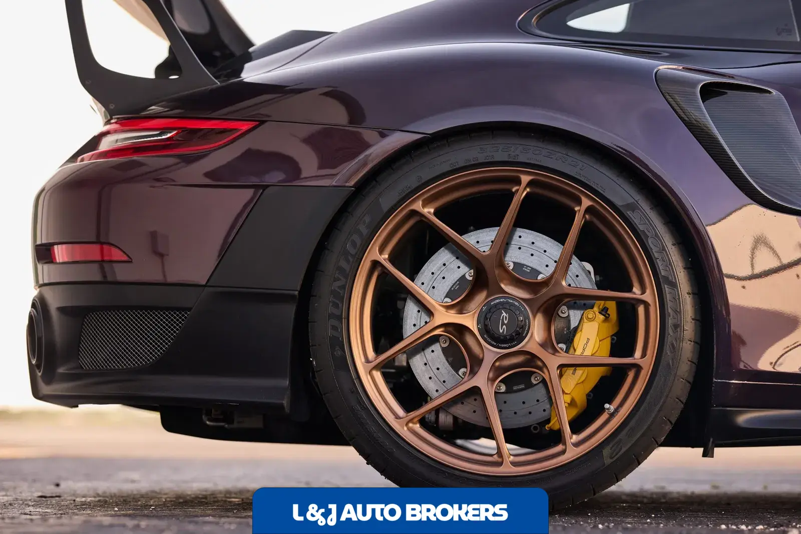 2018 Porsche 911 GT2 RS Weissach