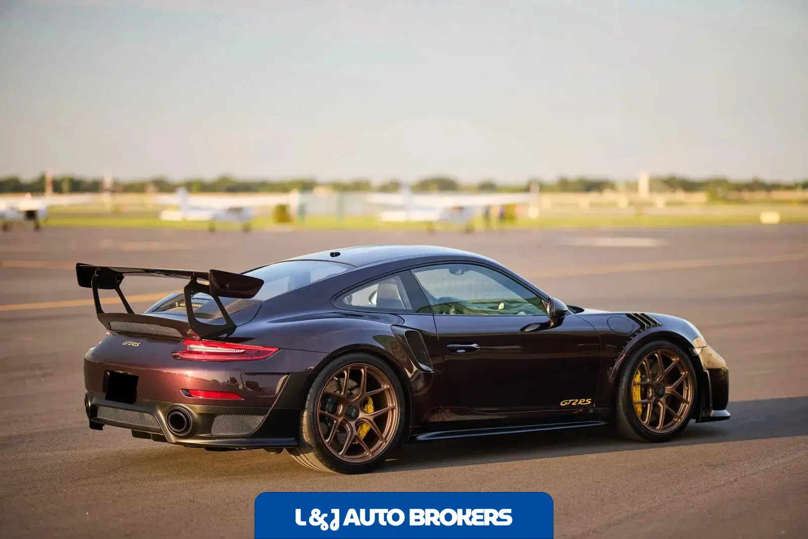 2018 Porsche 911 GT2 RS Weissach