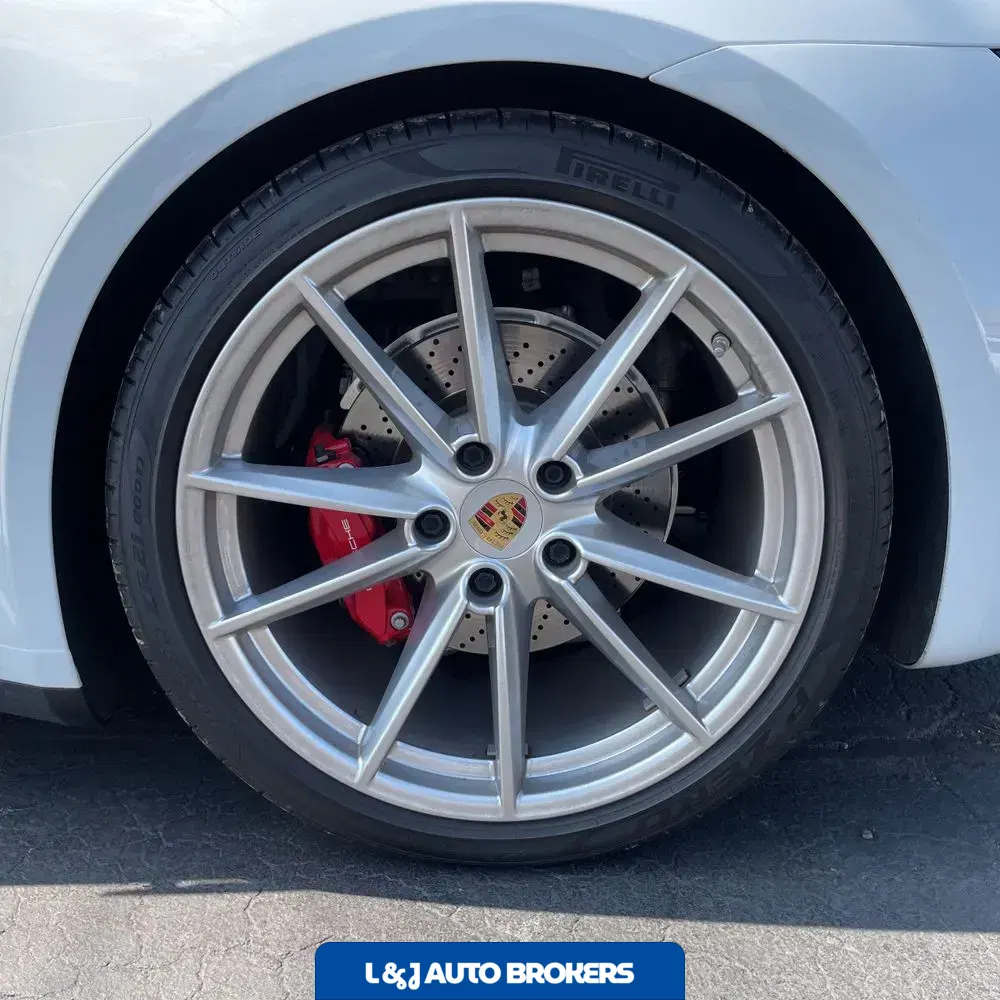 2020 Porsche 911 Carrera S