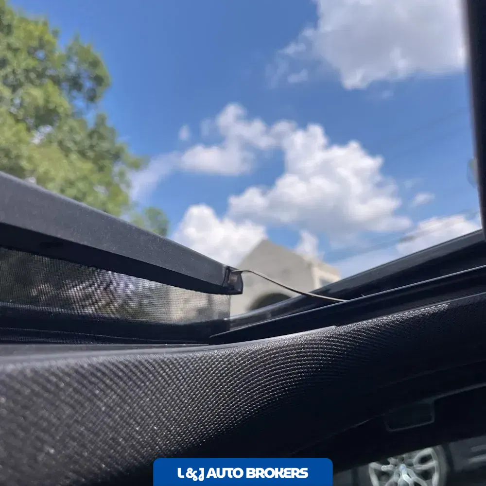 2025 BMW 5-Series 530i
