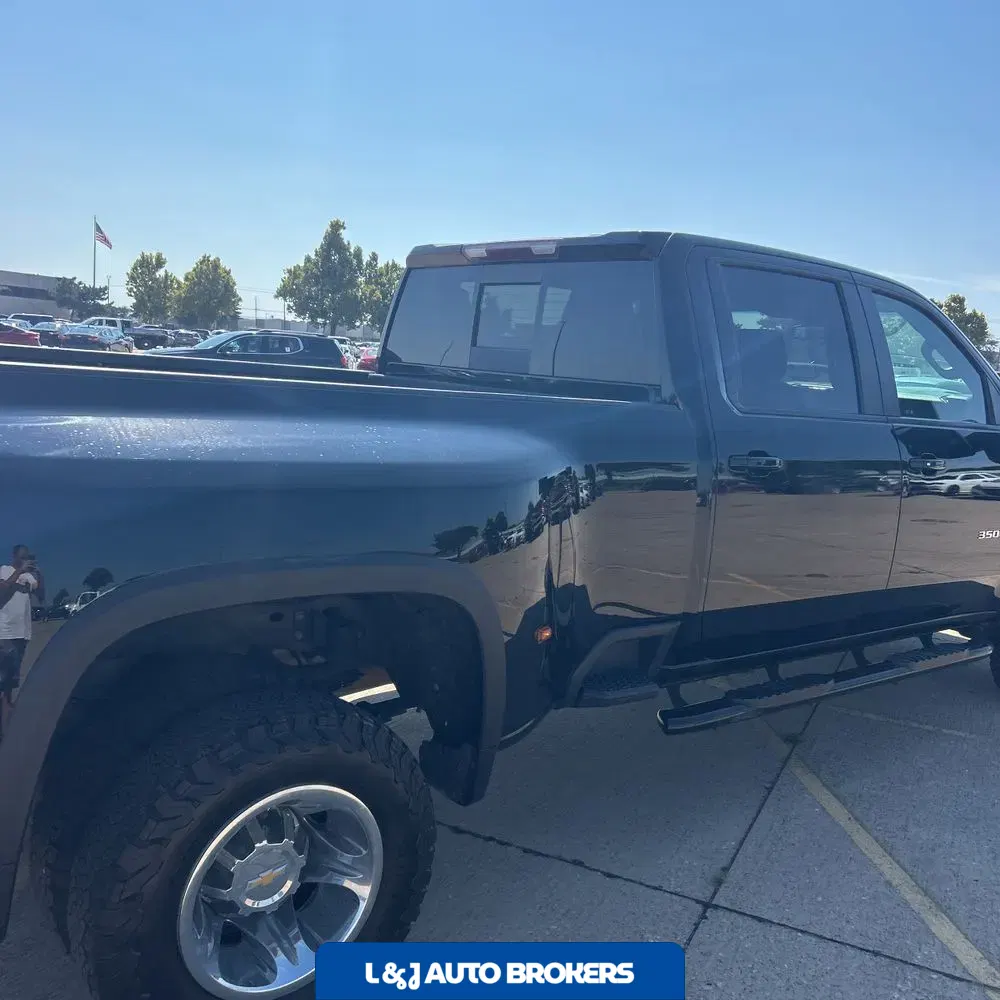 2024 Chevrolet Silverado 3500HD LT