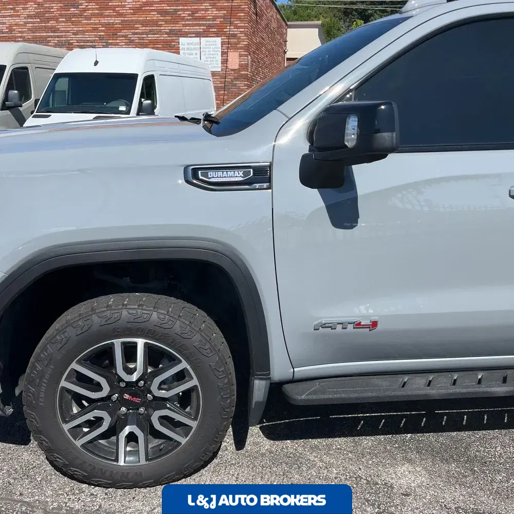 2024 GMC Sierra 1500 AT4