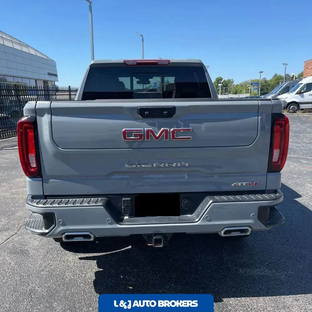 2024 GMC Sierra 1500 AT4