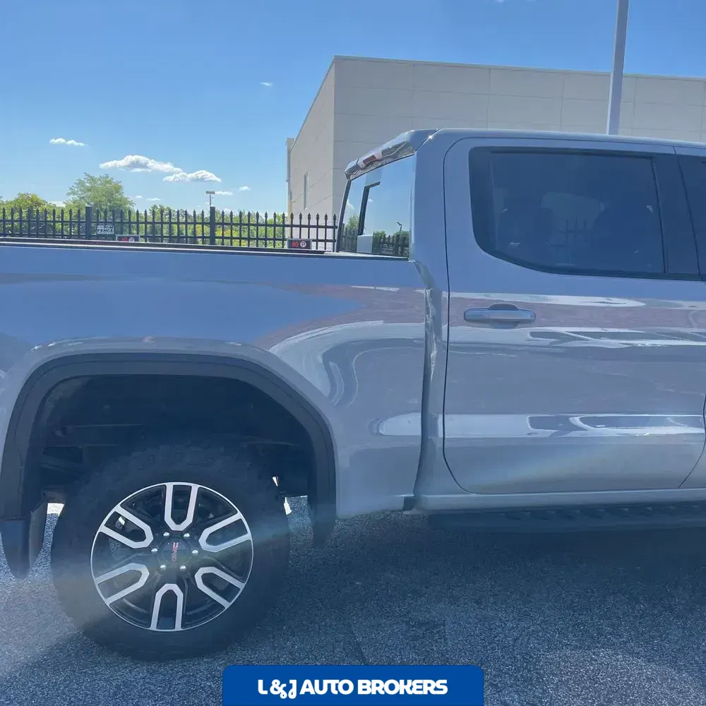 2024 GMC Sierra 1500 AT4