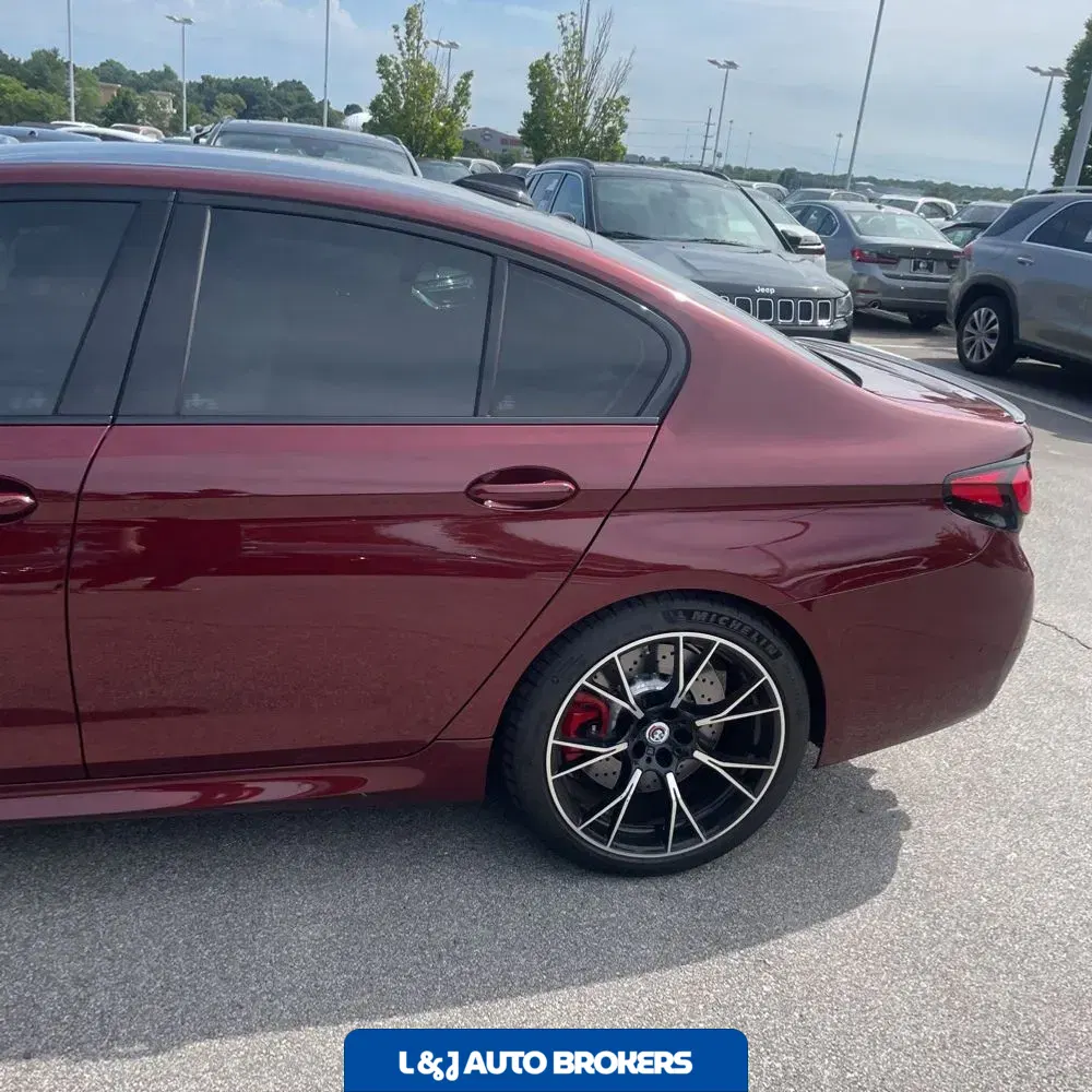 2022 BMW M5 Base