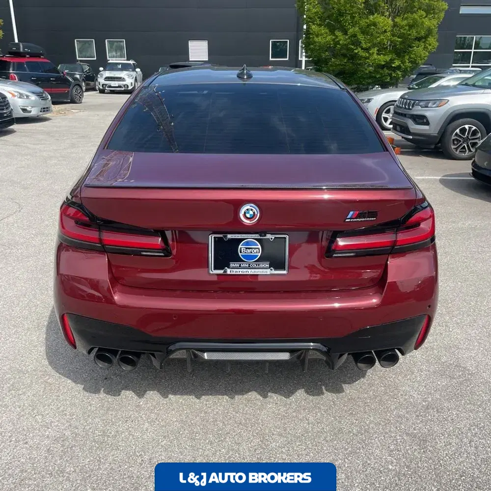 2022 BMW M5 Base