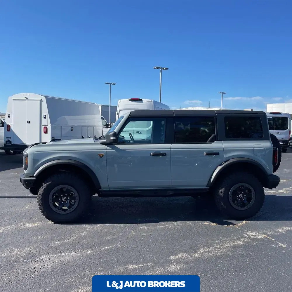 2022 Ford Bronco Badlands Advanced