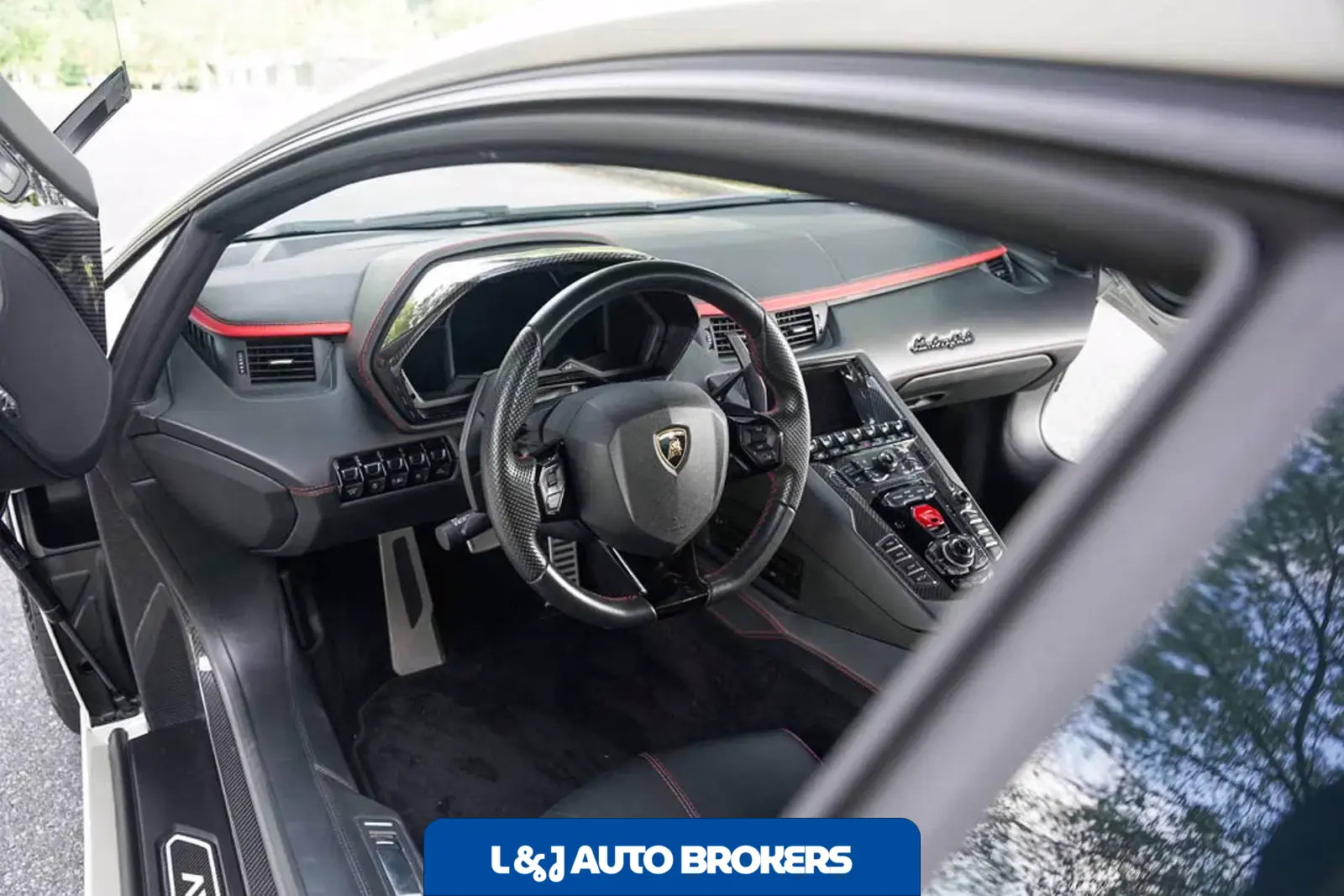 2017 Lamborghini Aventador S