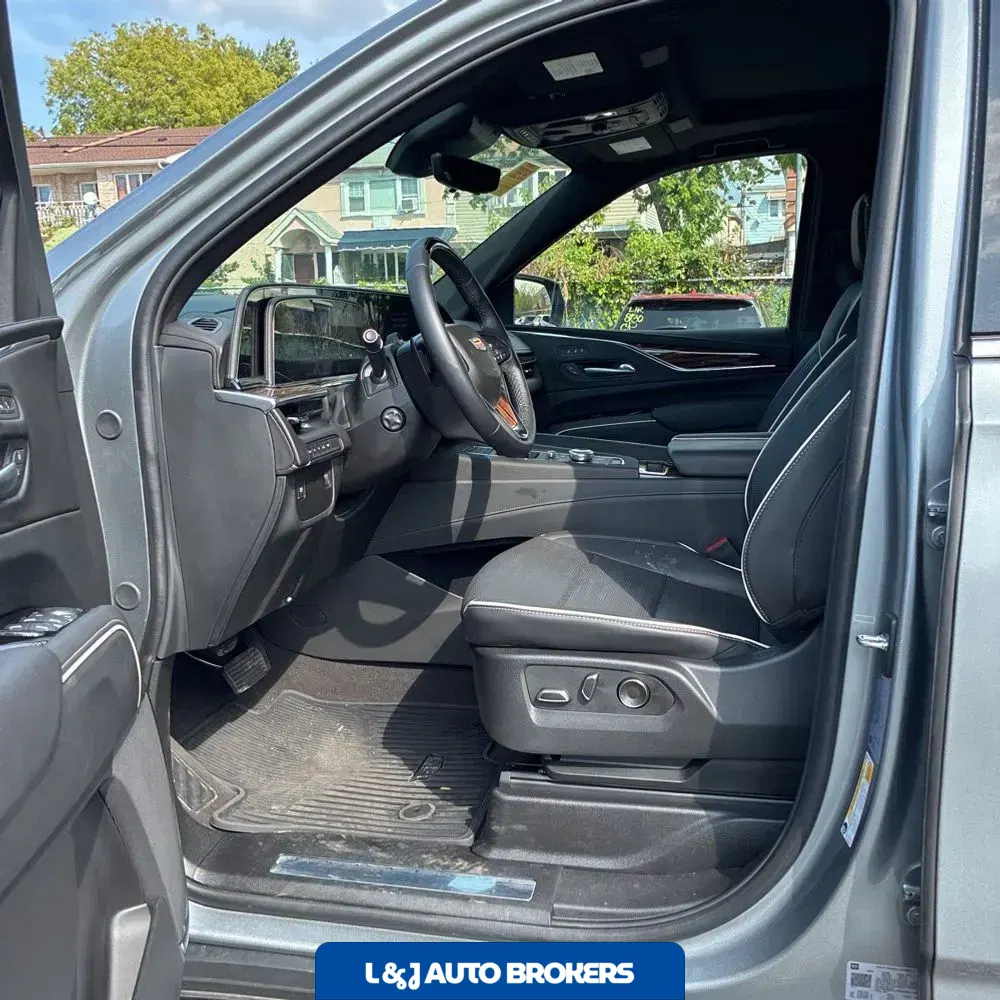 2024 Cadillac Escalade Premium Luxury
