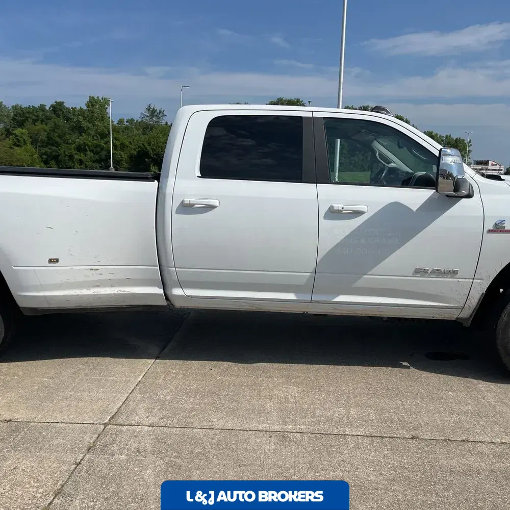 2024 Ram 3500 Laramie