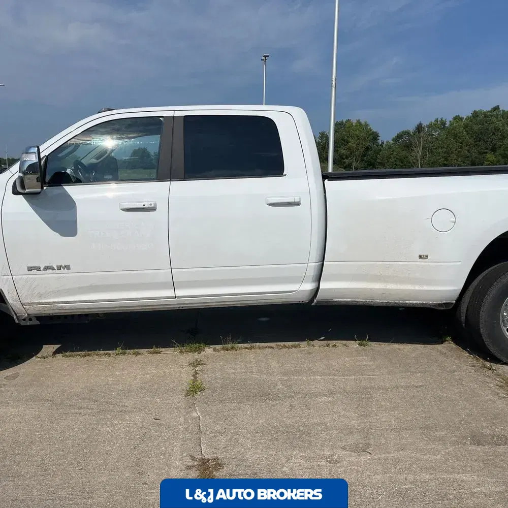 2024 Ram 3500 Laramie