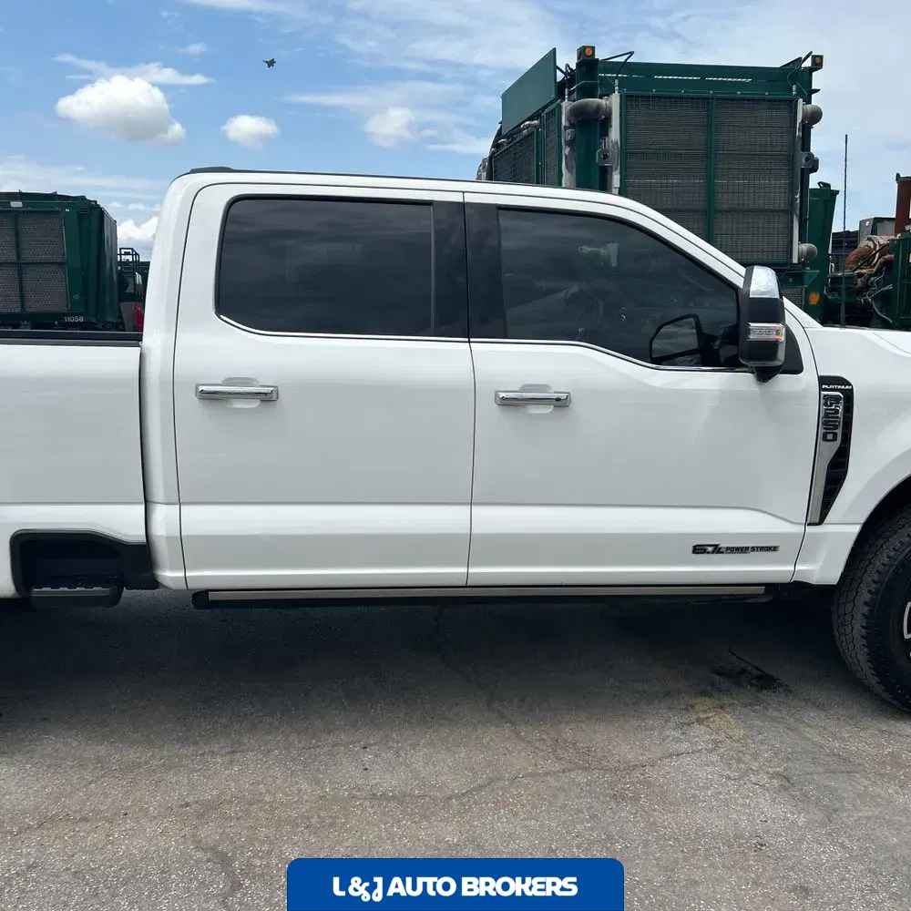 2024 Ford F-250 Super Duty Platinum