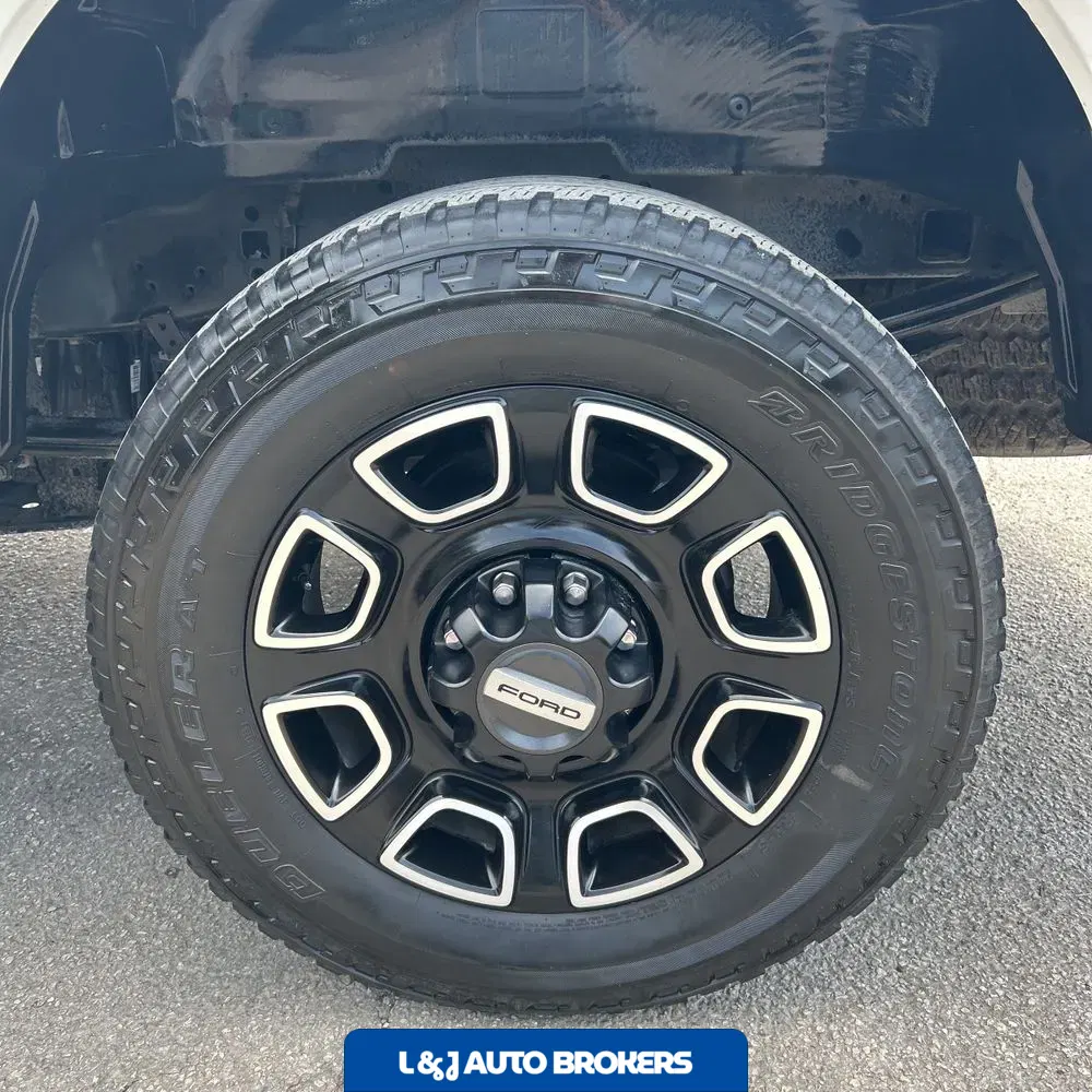 2024 Ford F-250 Super Duty Platinum
