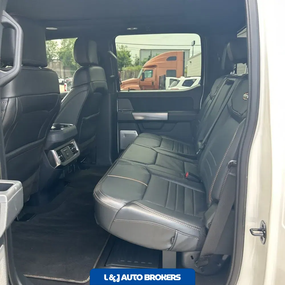 2024 Ford F-250 Super Duty Platinum