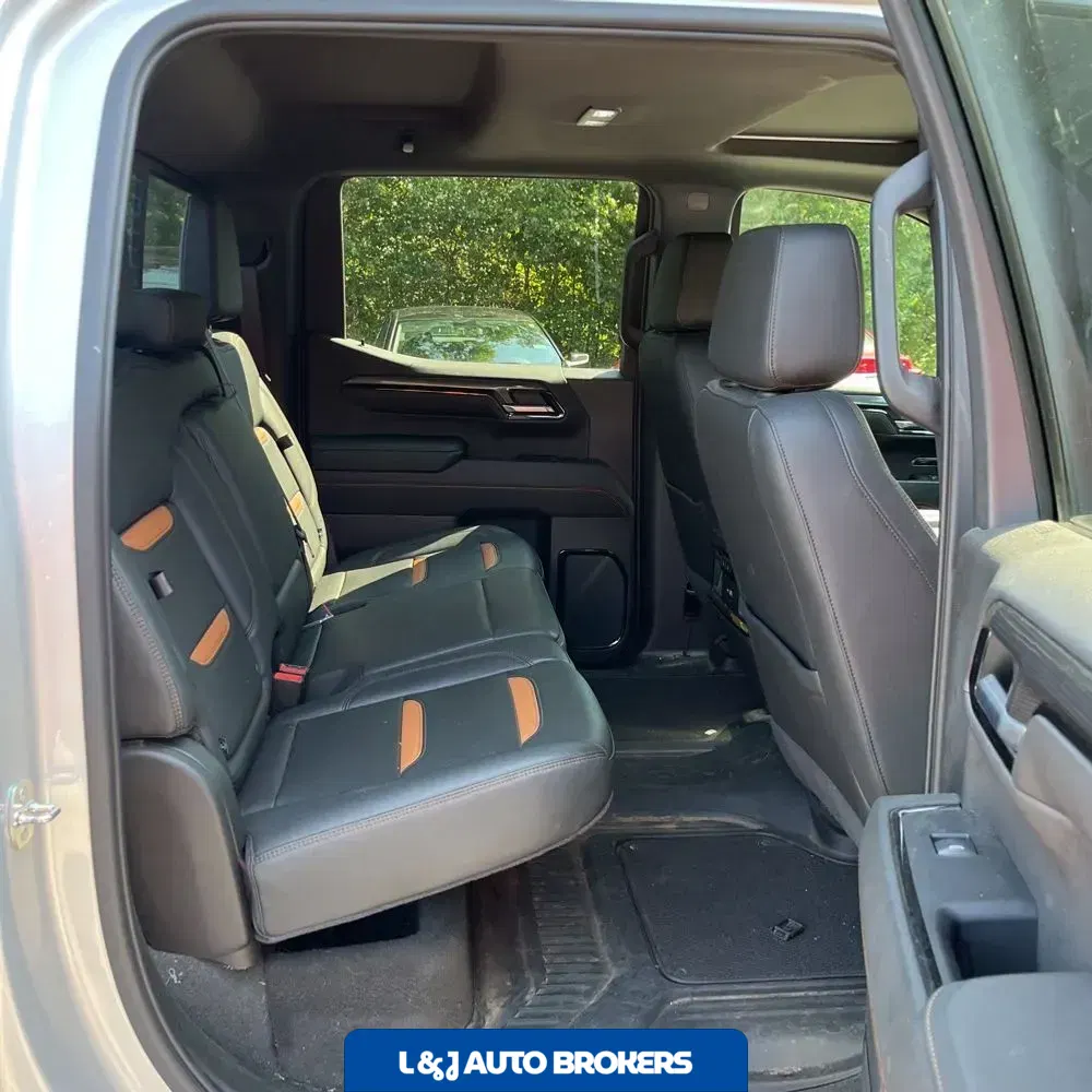 2022 GMC Sierra 1500 AT4