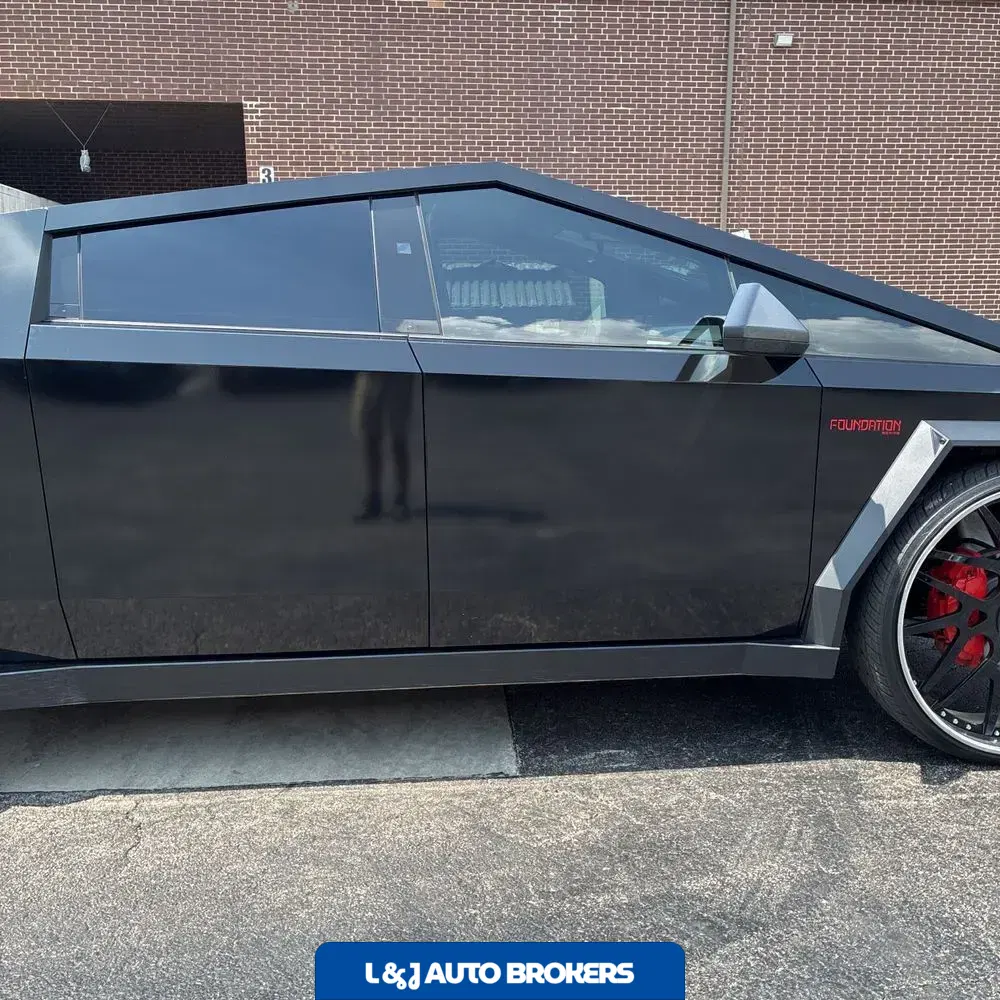 2024 Tesla Cybertruck Base