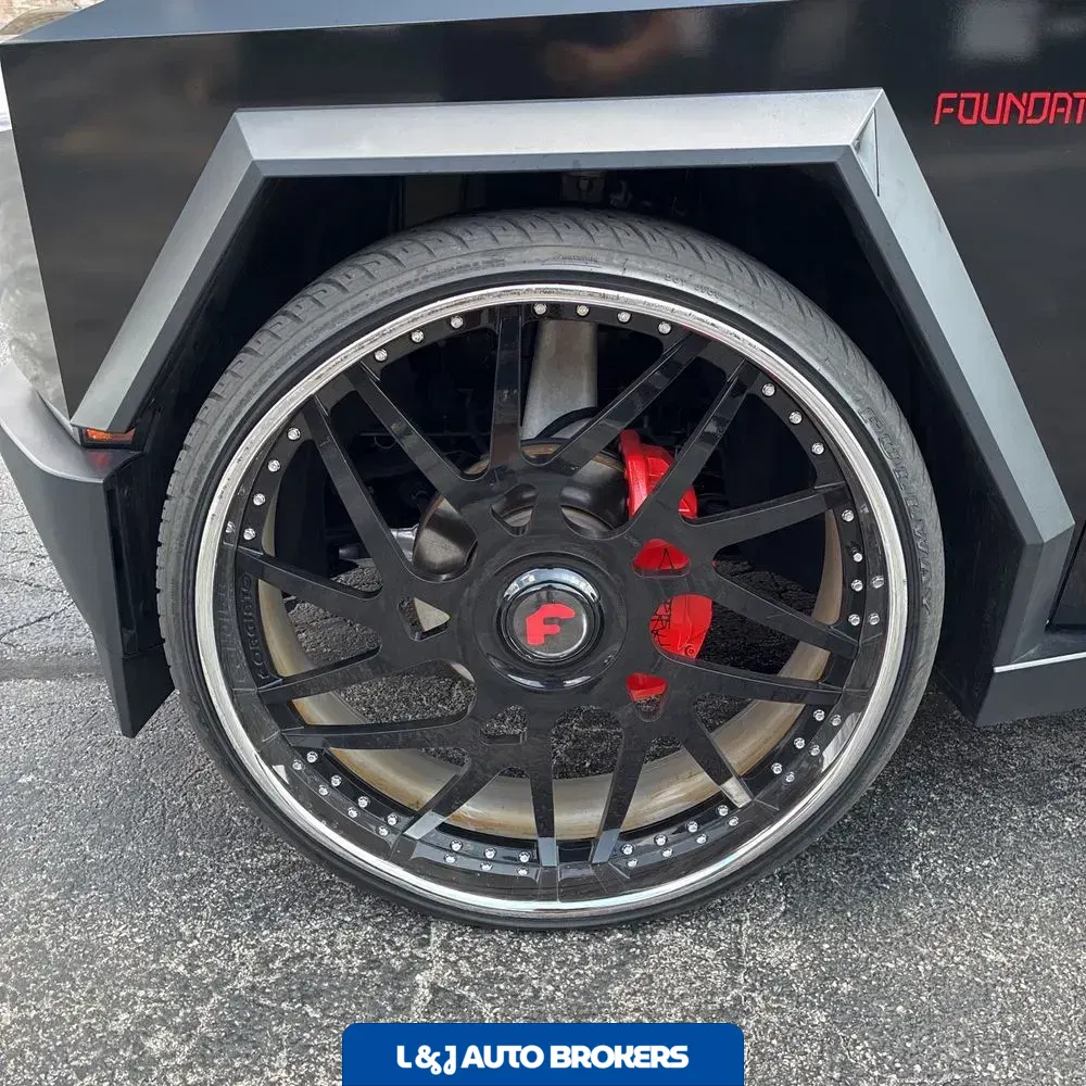 2024 Tesla Cybertruck Base