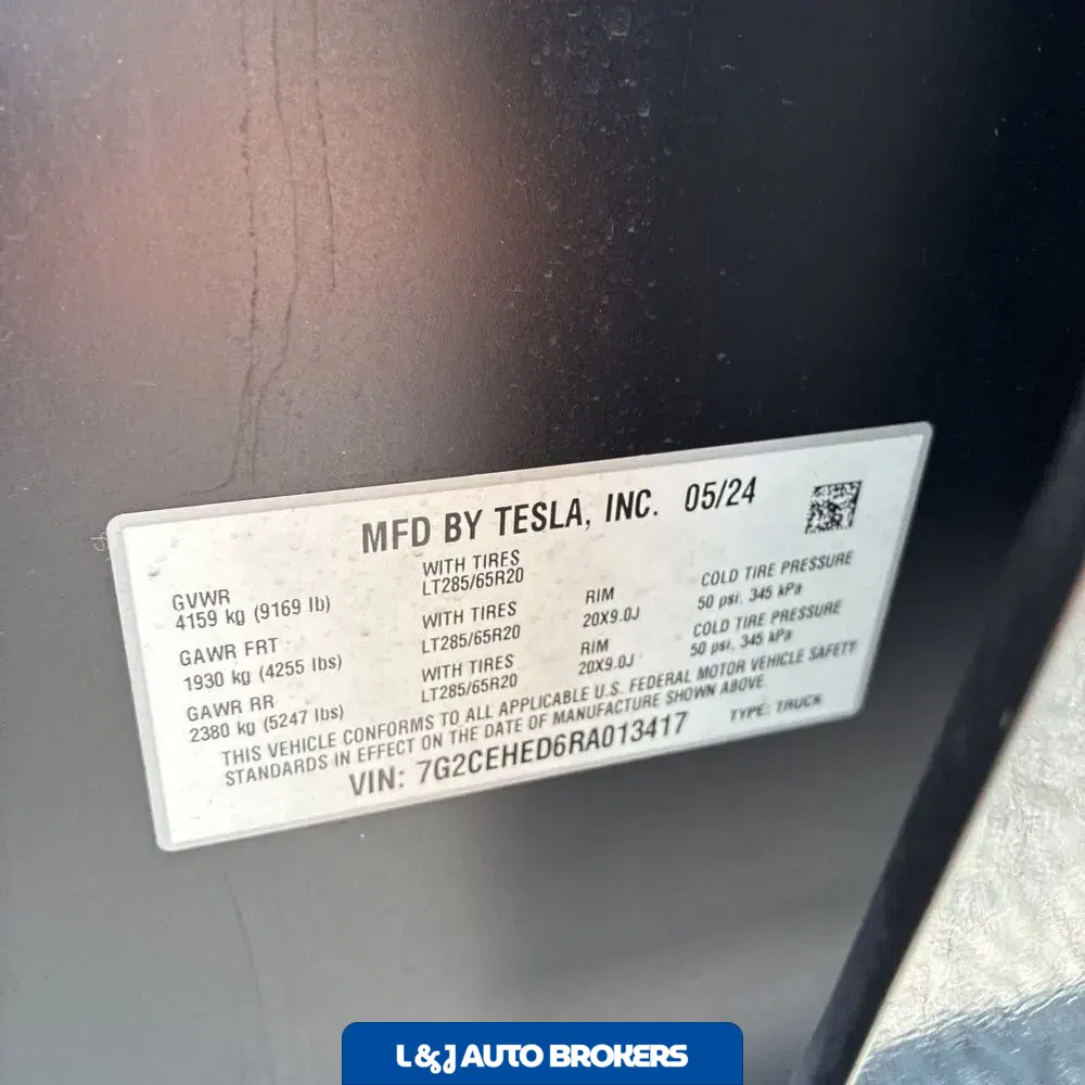 2024 Tesla Cybertruck Base