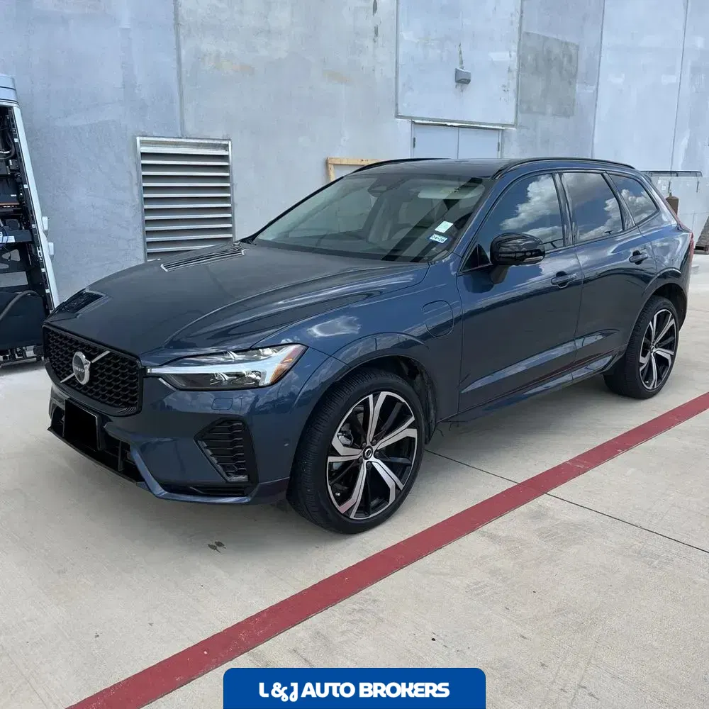 2024 Volvo XC60 T8 - Ultimate PHEV