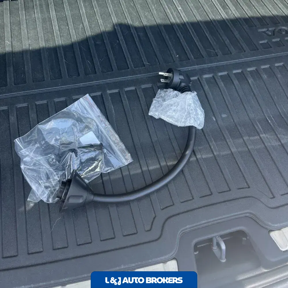 2024 Volvo XC60 T8 - Ultimate PHEV