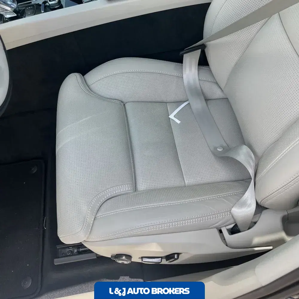 2024 Volvo XC60 T8 - Ultimate PHEV