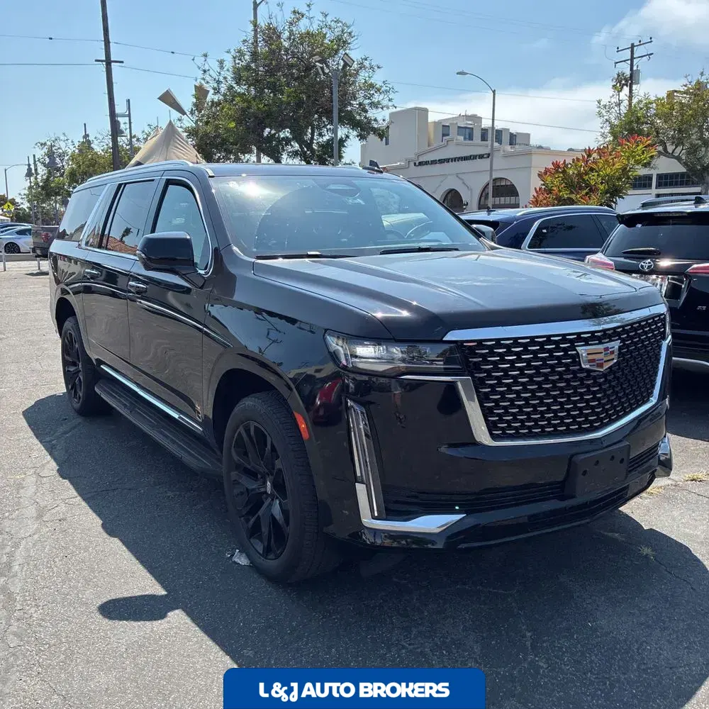2023 Cadillac Escalade ESV Luxury
