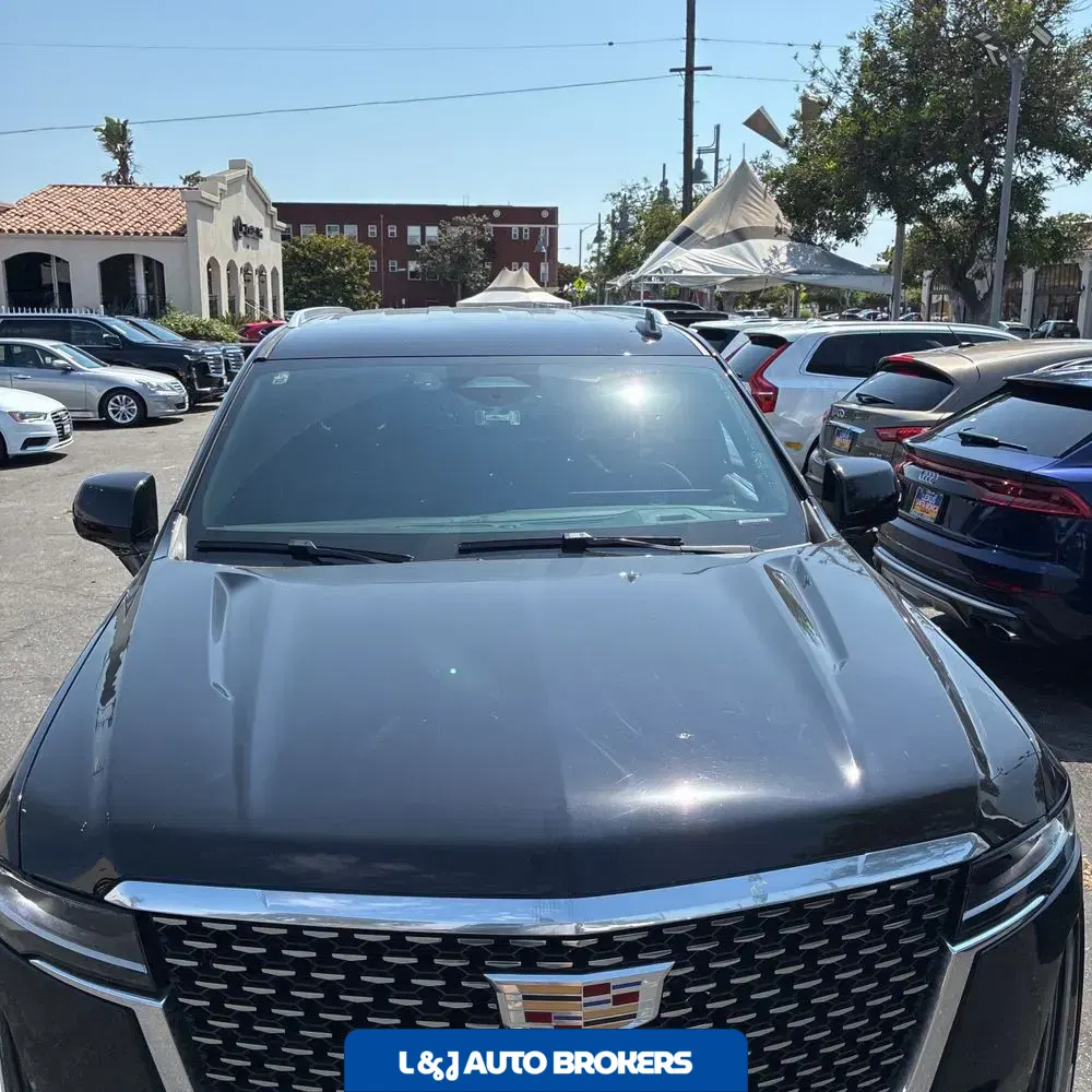 2023 Cadillac Escalade ESV Luxury